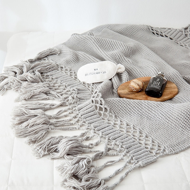 Chunky Hand-Knitted Tassel Blanket in Light Grey